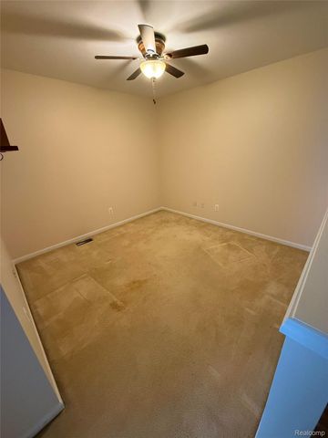 21629 Knights Lane, Brownstown Charter Township, MI 48183