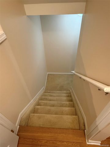 21629 Knights Lane, Brownstown Charter Township, MI 48183