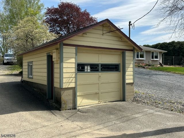 13 Cemetery Rd, Independence Twp., NJ 07838