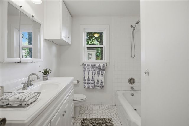 3904 El Campo Avenue, Fort Worth, TX 76107