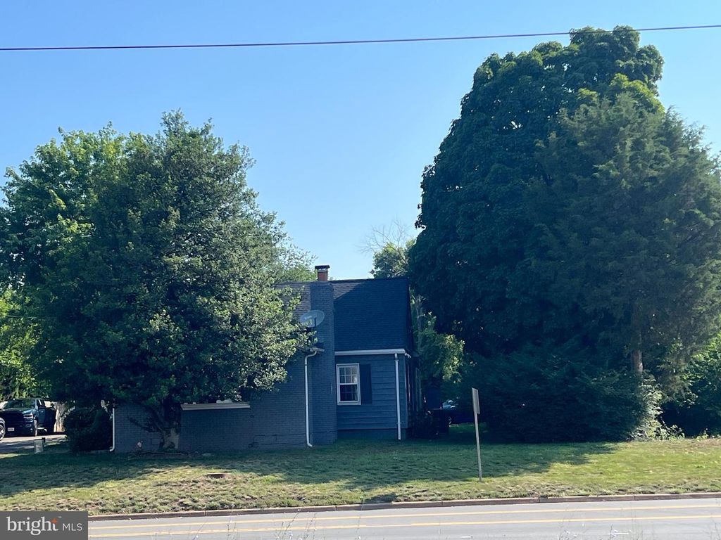 7283 WELLINGTON RD, Manassas, VA 20109