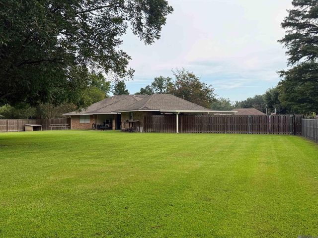 12235 Stoneway Pl, Central, LA 70818