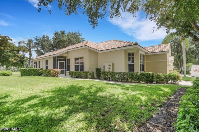 8784 MIDDLEBROOK DR, Fort Myers, FL 33908