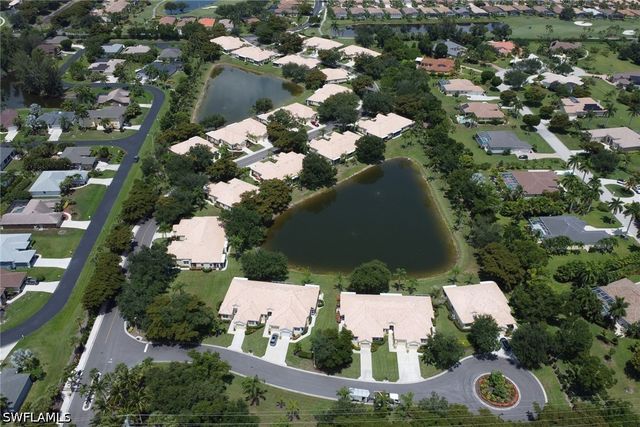 8784 MIDDLEBROOK DR, Fort Myers, FL 33908