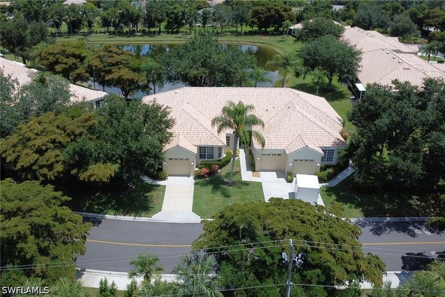 8784 MIDDLEBROOK DR, Fort Myers, FL 33908