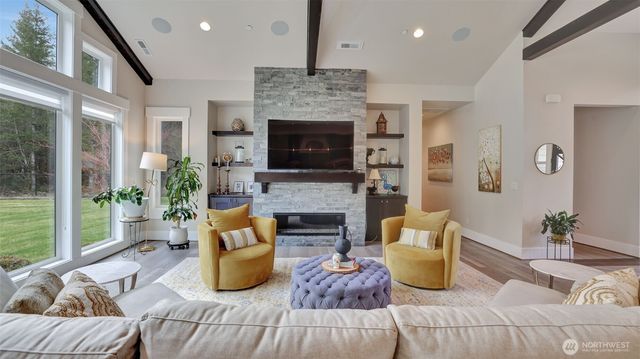 28570 318th Drive SE, Ravensdale, WA 98051