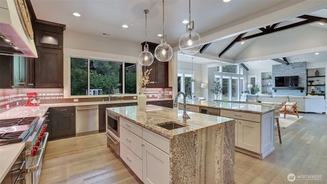 28570 318th Drive SE, Ravensdale, WA 98051