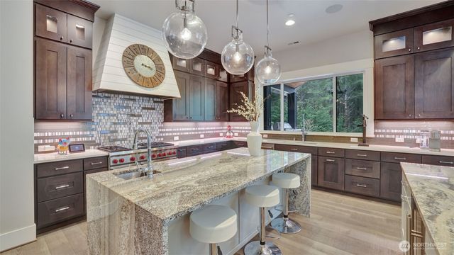 28570 318th Drive SE, Ravensdale, WA 98051