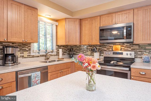 17 KING RICHARD RD, Ocean Pines, MD 21811