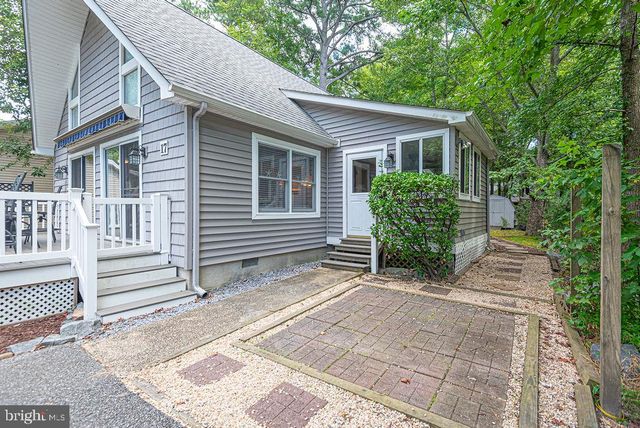 17 KING RICHARD RD, Ocean Pines, MD 21811