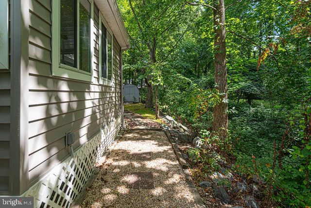 17 KING RICHARD RD, Ocean Pines, MD 21811