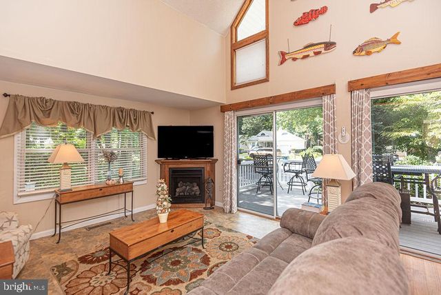 17 KING RICHARD RD, Ocean Pines, MD 21811
