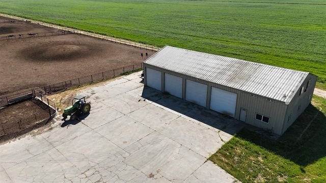 24916 S Manteca Rd, Manteca, CA 95337