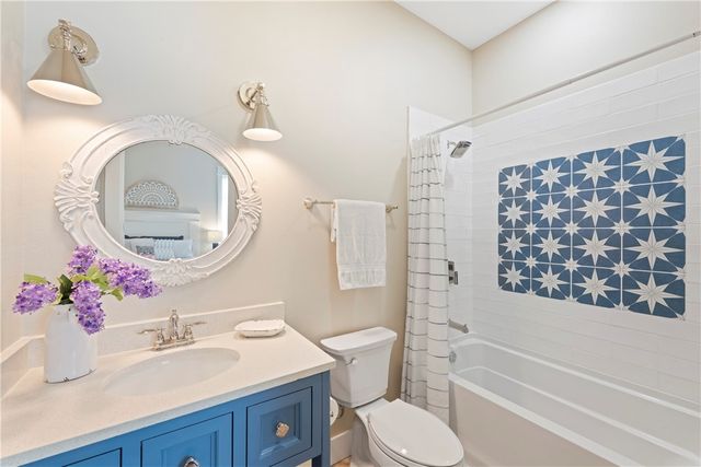 104 Sea Rocket Lane, Port Aransas, TX 78373
