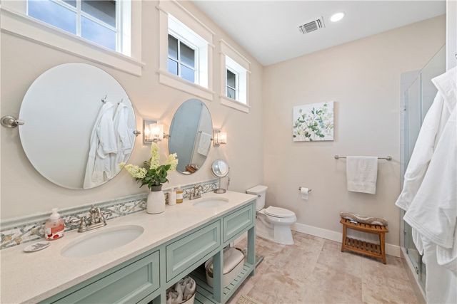 104 Sea Rocket Lane, Port Aransas, TX 78373