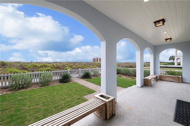 104 Sea Rocket Lane, Port Aransas, TX 78373
