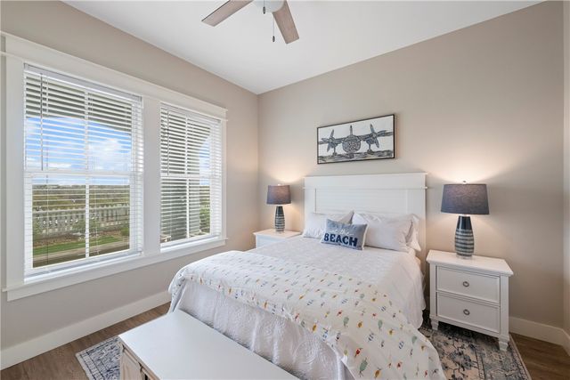 104 Sea Rocket Lane, Port Aransas, TX 78373