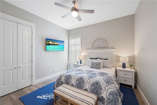 104 Sea Rocket Lane, Port Aransas, TX 78373