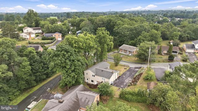 145 WILKINS DR, Winchester, VA 22602