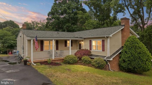 145 WILKINS DR, Winchester, VA 22602