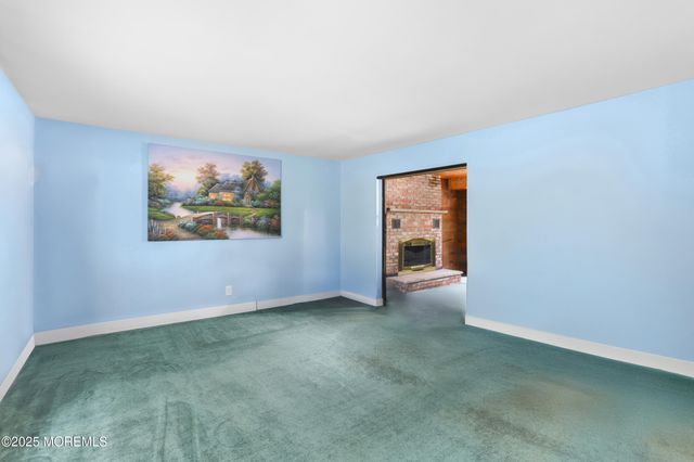 14 Hidden Hollow Court, Jackson, NJ 08527