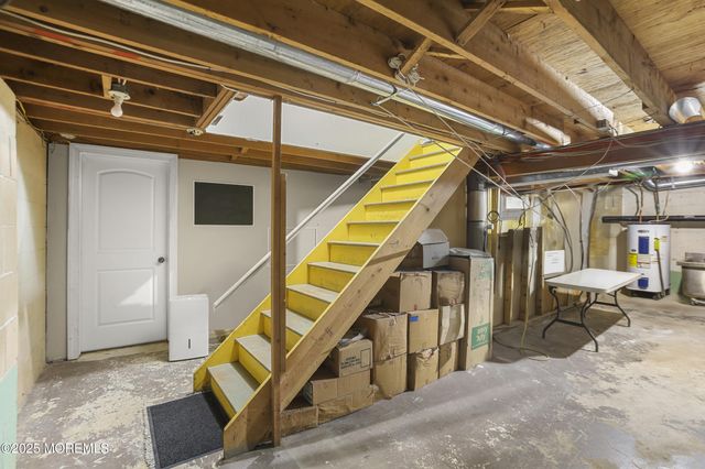 14 Hidden Hollow Court, Jackson, NJ 08527