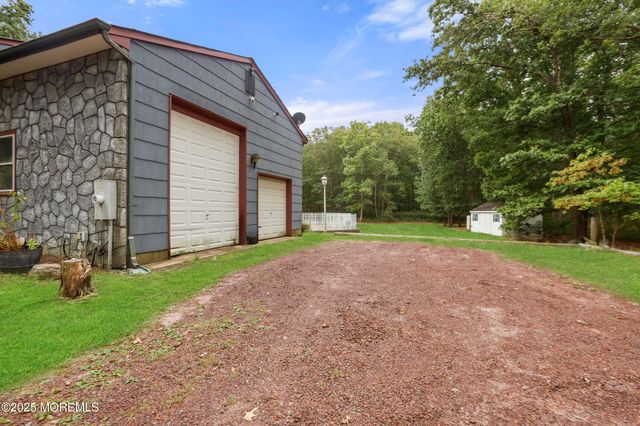 14 Hidden Hollow Court, Jackson, NJ 08527