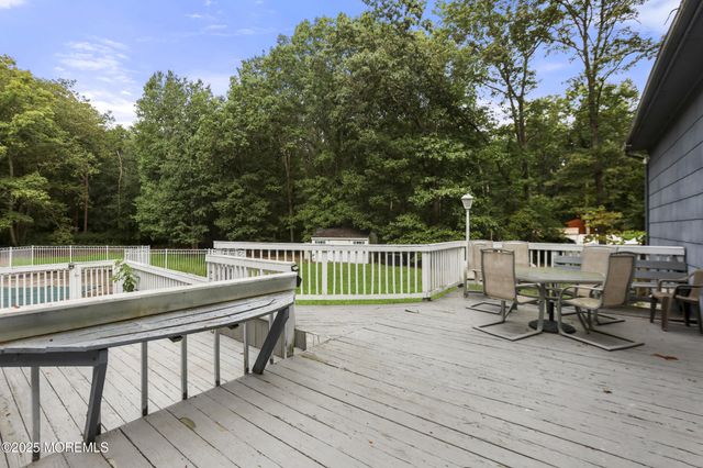 14 Hidden Hollow Court, Jackson, NJ 08527