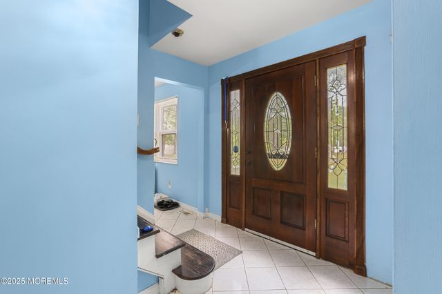 14 Hidden Hollow Court, Jackson, NJ 08527