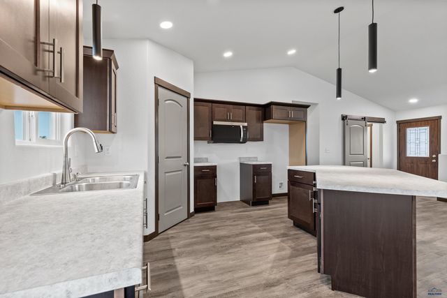 530 DENALI DR, Box Elder, SD 57719