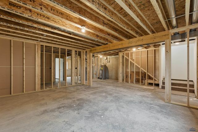 530 DENALI DR, Box Elder, SD 57719