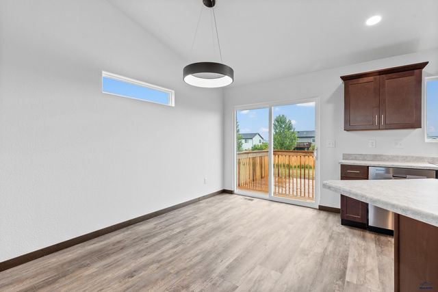 530 DENALI DR, Box Elder, SD 57719