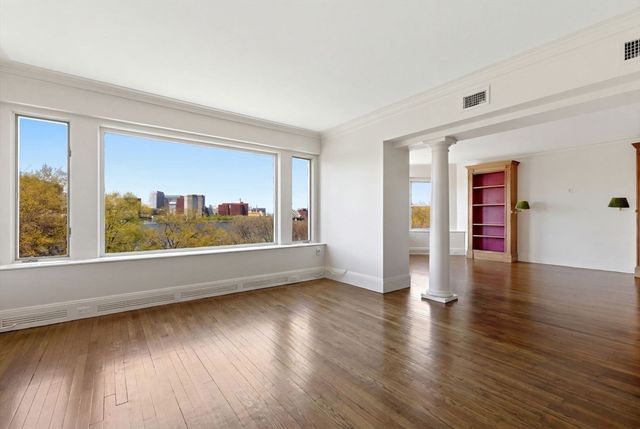 250 Beacon St 10, Boston, MA 02116