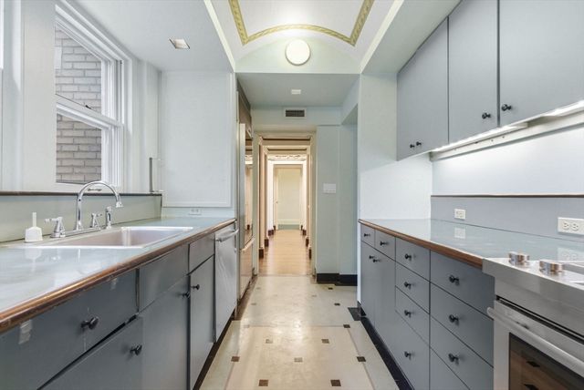 250 Beacon St 10, Boston, MA 02116