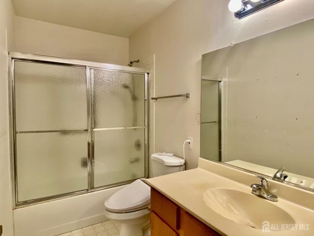 159-A Concordia Circle, Monroe, NJ 08831