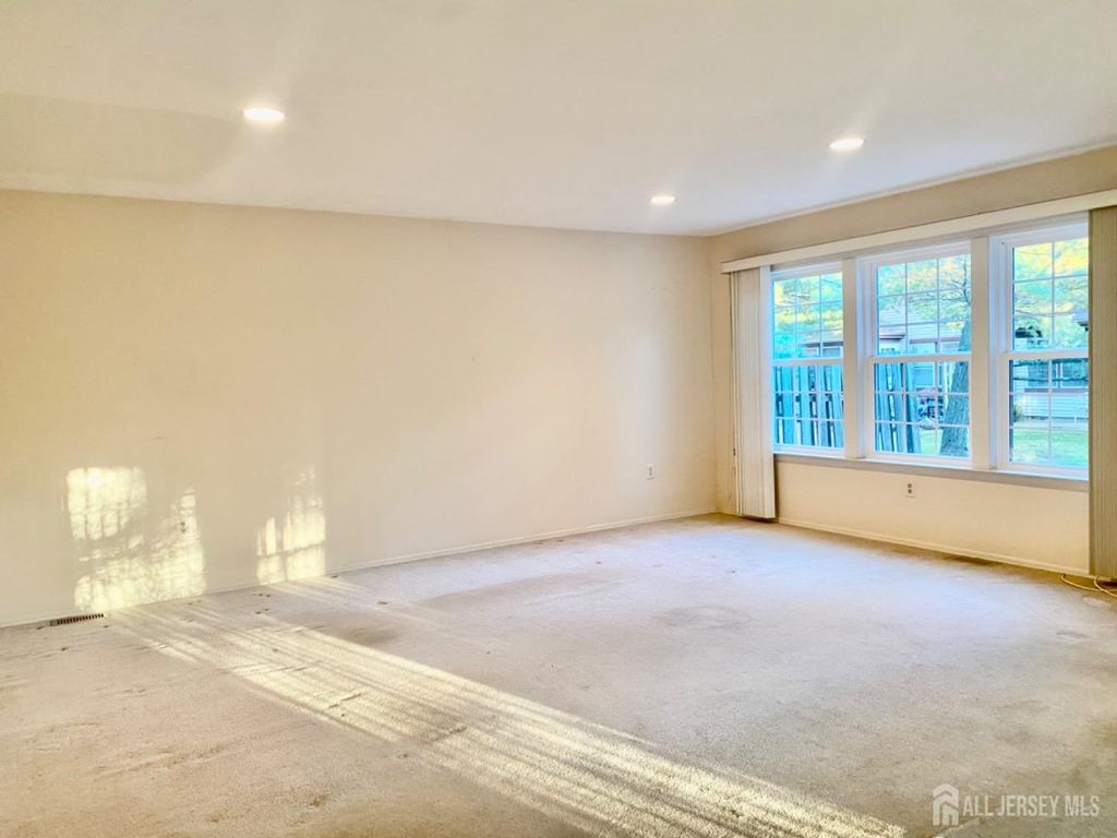 159-A Concordia Circle, Monroe, NJ 08831