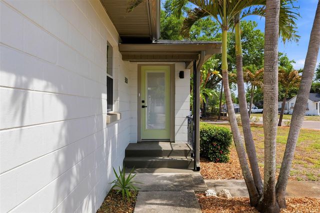 3030 5TH STREET N, St Petersburg, FL 33704