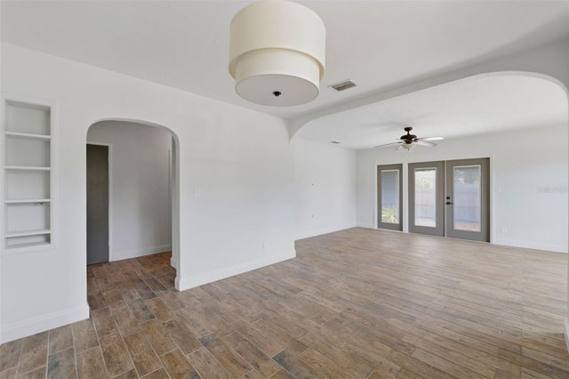 3030 5TH STREET N, St Petersburg, FL 33704