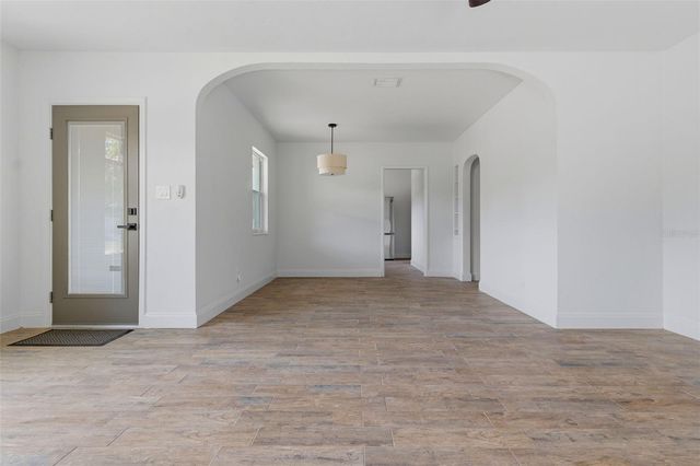 3030 5TH STREET N, St Petersburg, FL 33704