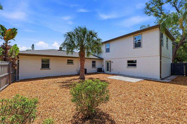3030 5TH STREET N, St Petersburg, FL 33704