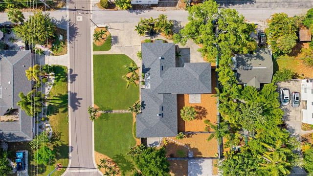 3030 5TH STREET N, St Petersburg, FL 33704