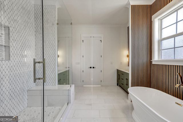 6113 Deepwater Cove, Gainesville, GA 30506