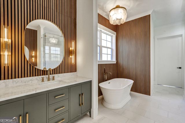 6113 Deepwater Cove, Gainesville, GA 30506