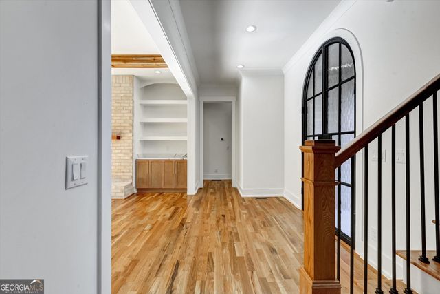 6113 Deepwater Cove, Gainesville, GA 30506