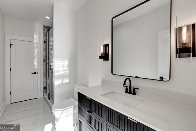 6113 Deepwater Cove, Gainesville, GA 30506