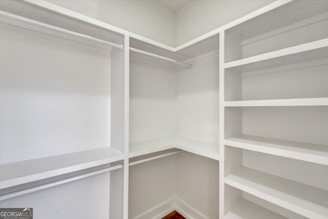 6113 Deepwater Cove, Gainesville, GA 30506