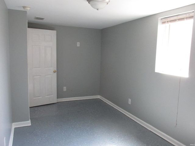 1119 W Bethel Avenue, Muncie, IN 47303