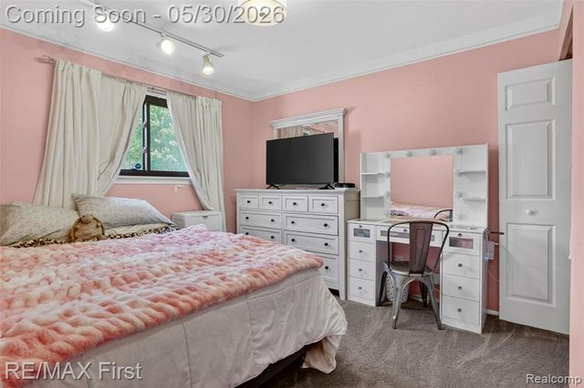 12582 Bender Drive, Sterling Heights, MI 48313