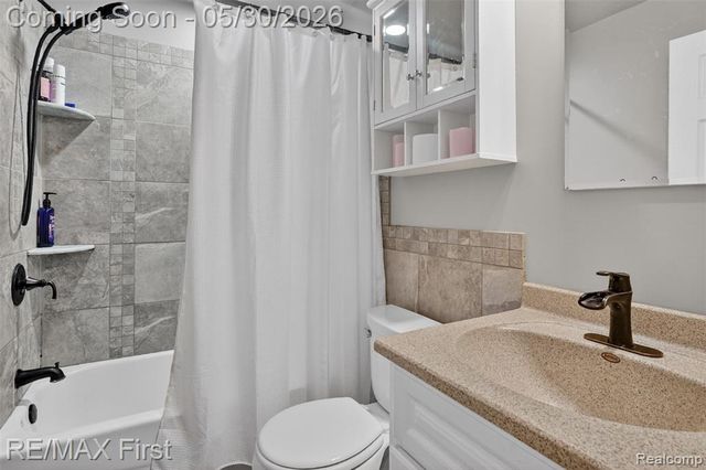 12582 Bender Drive, Sterling Heights, MI 48313
