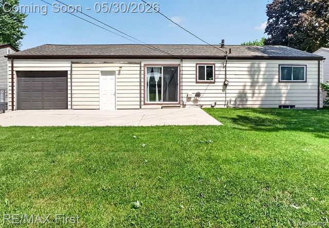 12582 Bender Drive, Sterling Heights, MI 48313